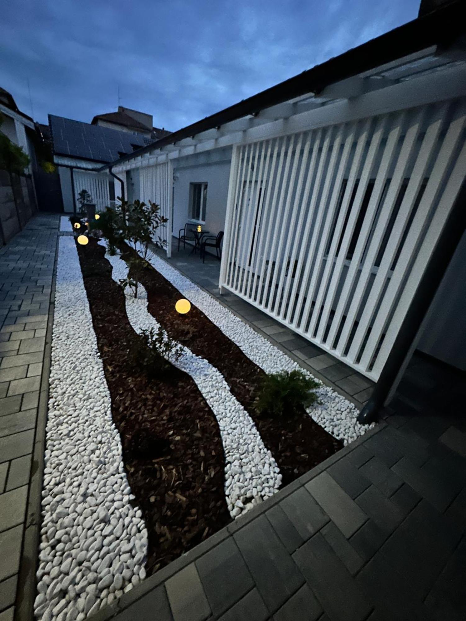 Aparthouse 1 Lugoj Exterior photo